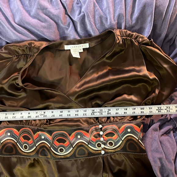 STUDIO M Brown Silk Top w Red in Pattern at Waist Sz XL - Picture 3 of 5